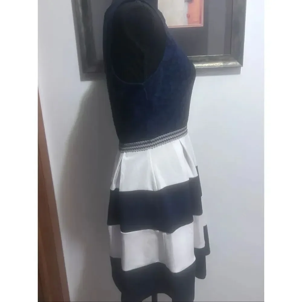 Speechless Juniors Size L Navy White Stripe Lace Fit & Flare Sleeveless Dress